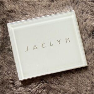 Jaclyn Hill face pallet